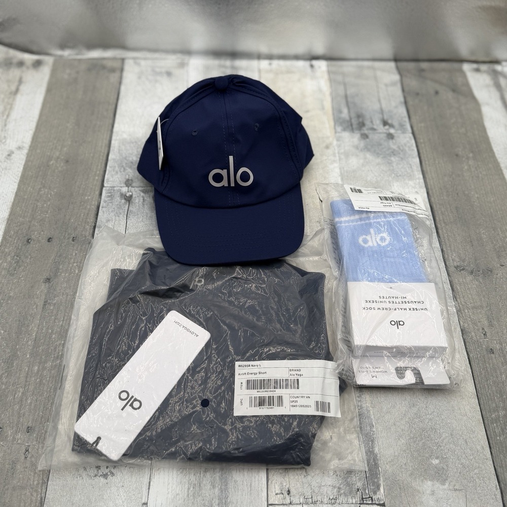 Alo Yoga Set NWT Navy Hat Airlift Energy Shorts L + Socks Athleisure Bundle